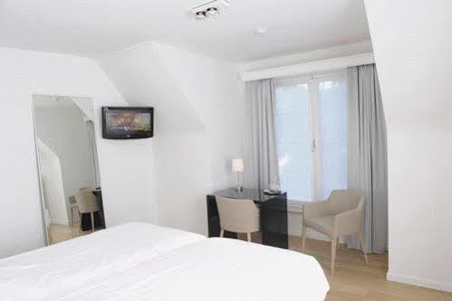 Hotel Bell Expo Kortrijk Buitenkant foto